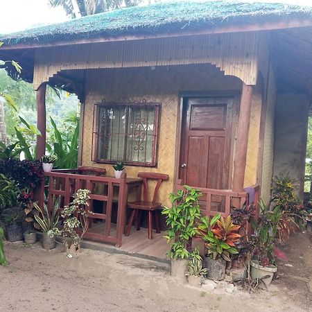 Akoya Beach Park And Cottages Locaroc Szoba fotó