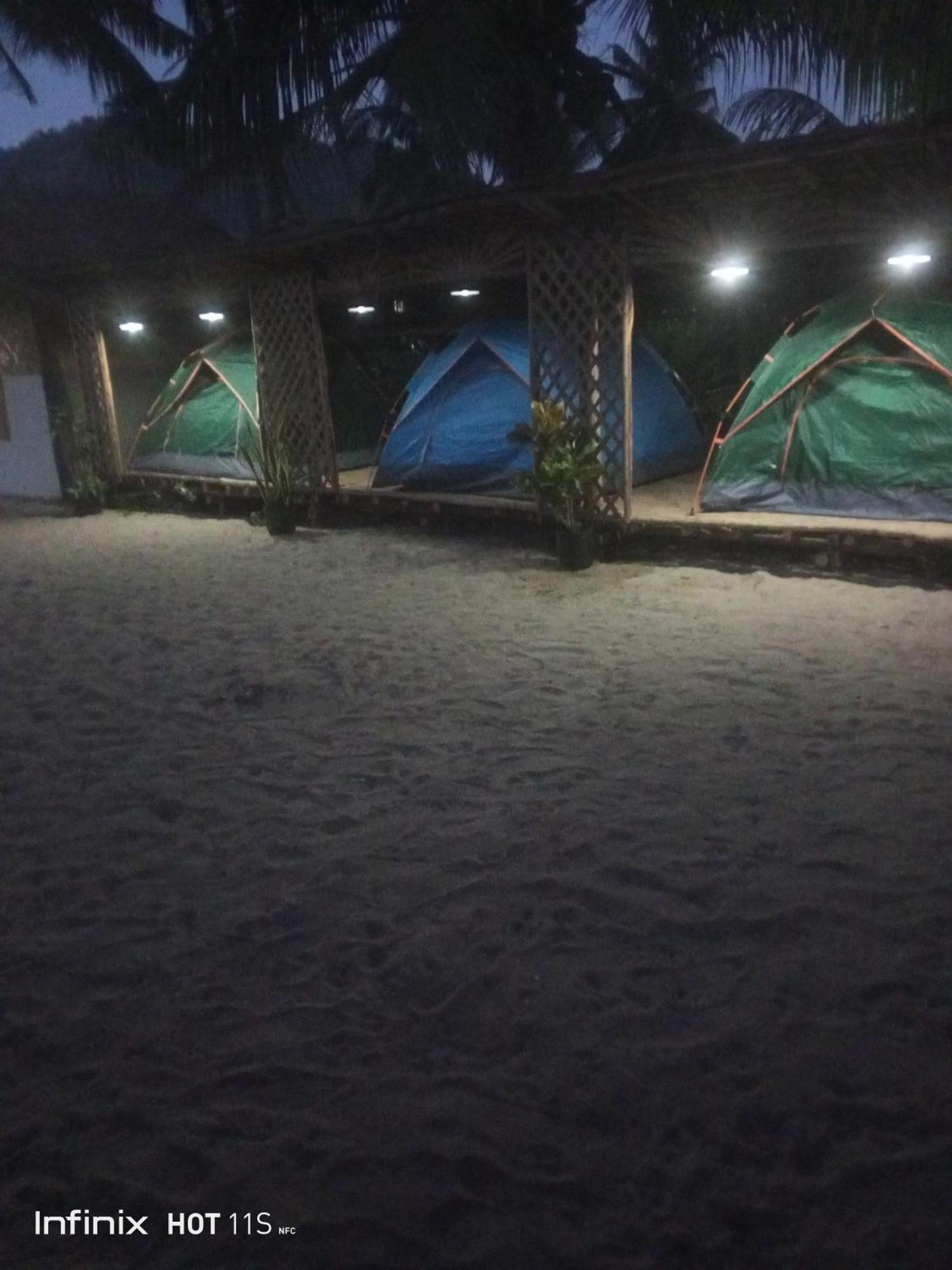 Akoya Beach Park And Cottages Locaroc Kültér fotó
